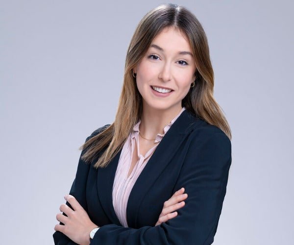 Hanan, new Corporate and M&A lawyer at Gamero & Bravo